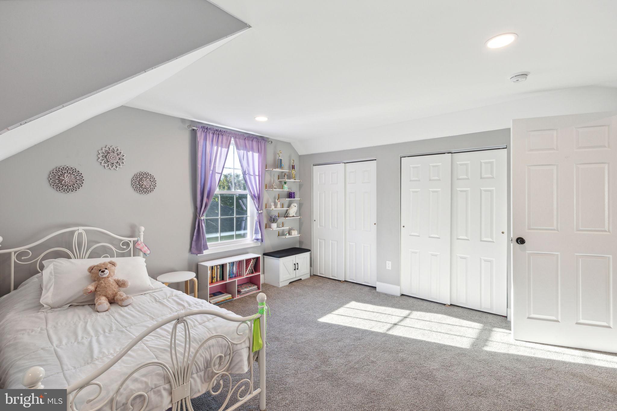 1935 Maple Ave