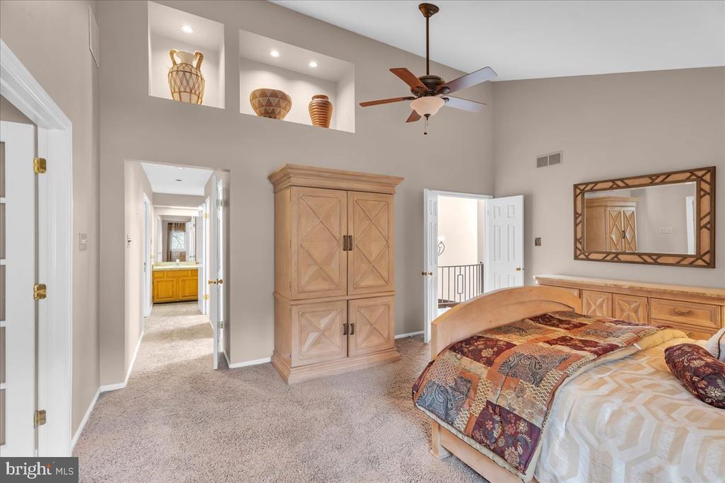 70 Timberline Dr