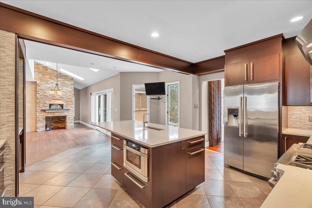 70 Timberline Dr