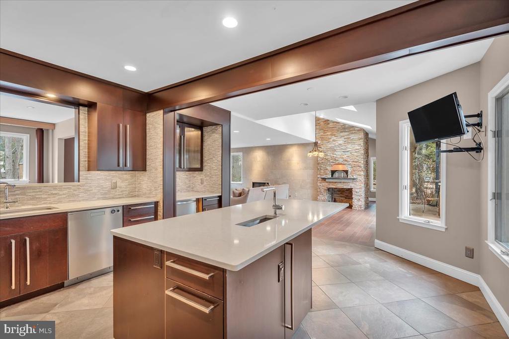 70 Timberline Dr