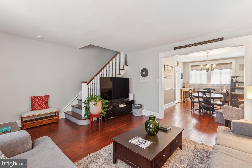 102 Cooper Ave