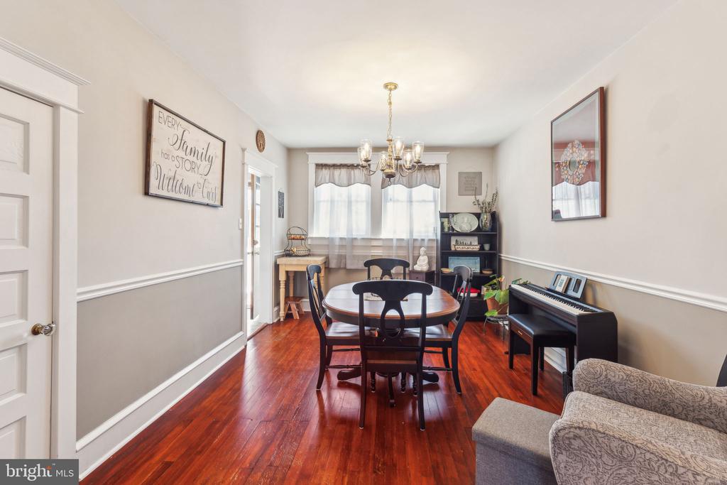 102 Cooper Ave