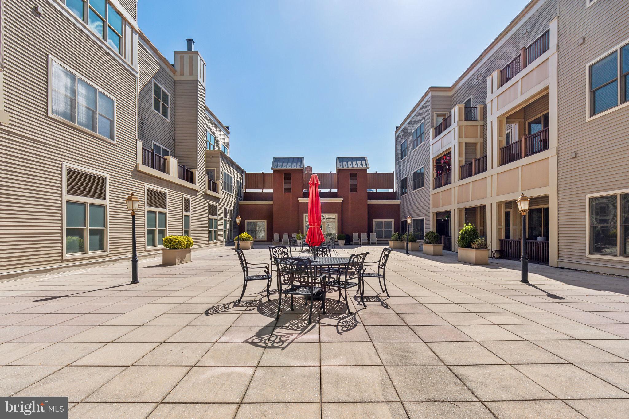 605 N Atlantic Ave #207