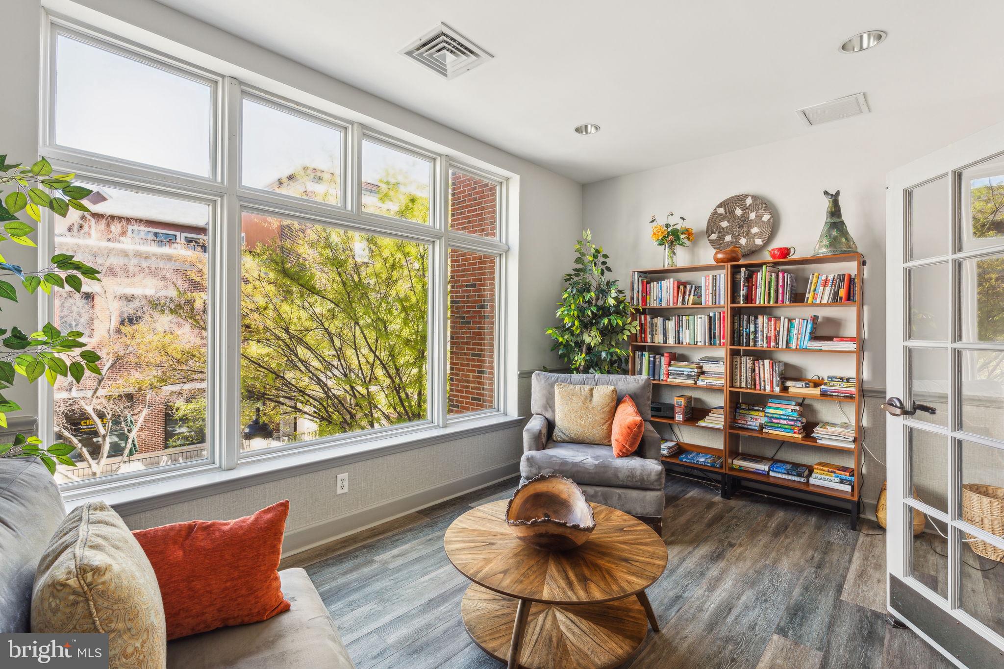 605 N Atlantic Ave #207