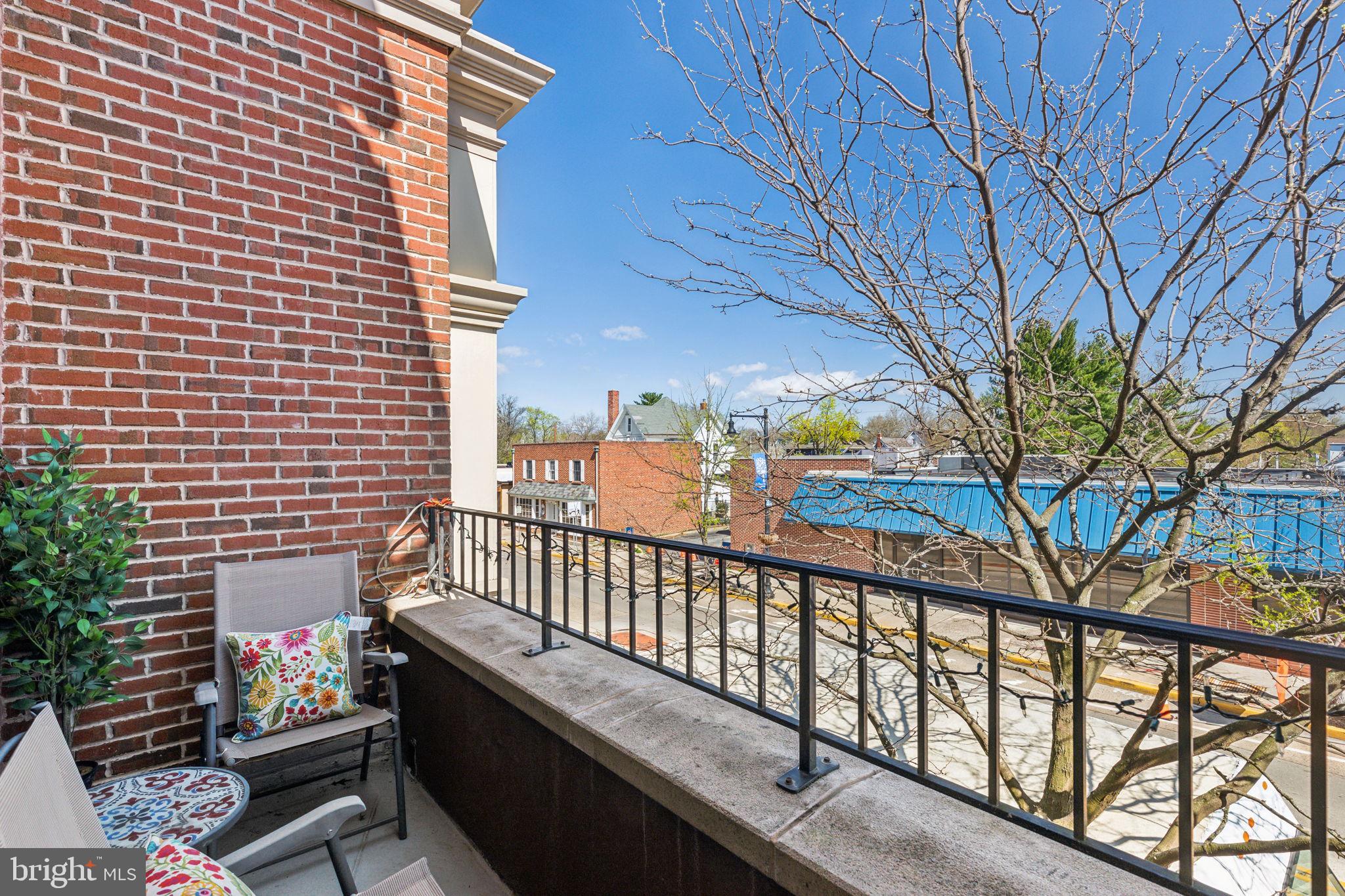 605 N Atlantic Ave #207