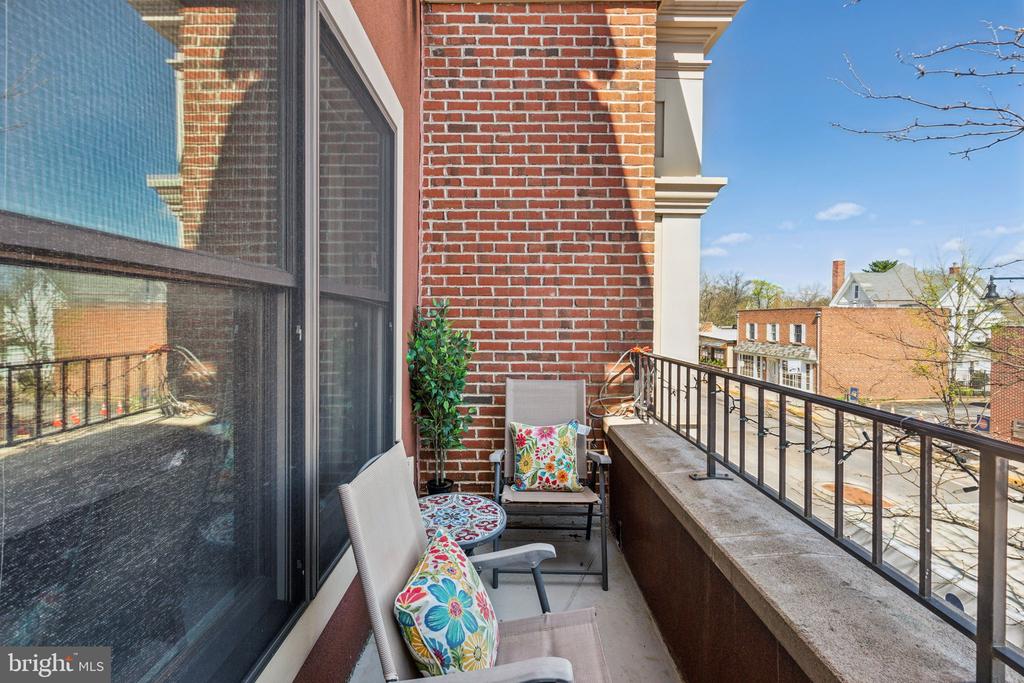 605 N Atlantic Ave #207