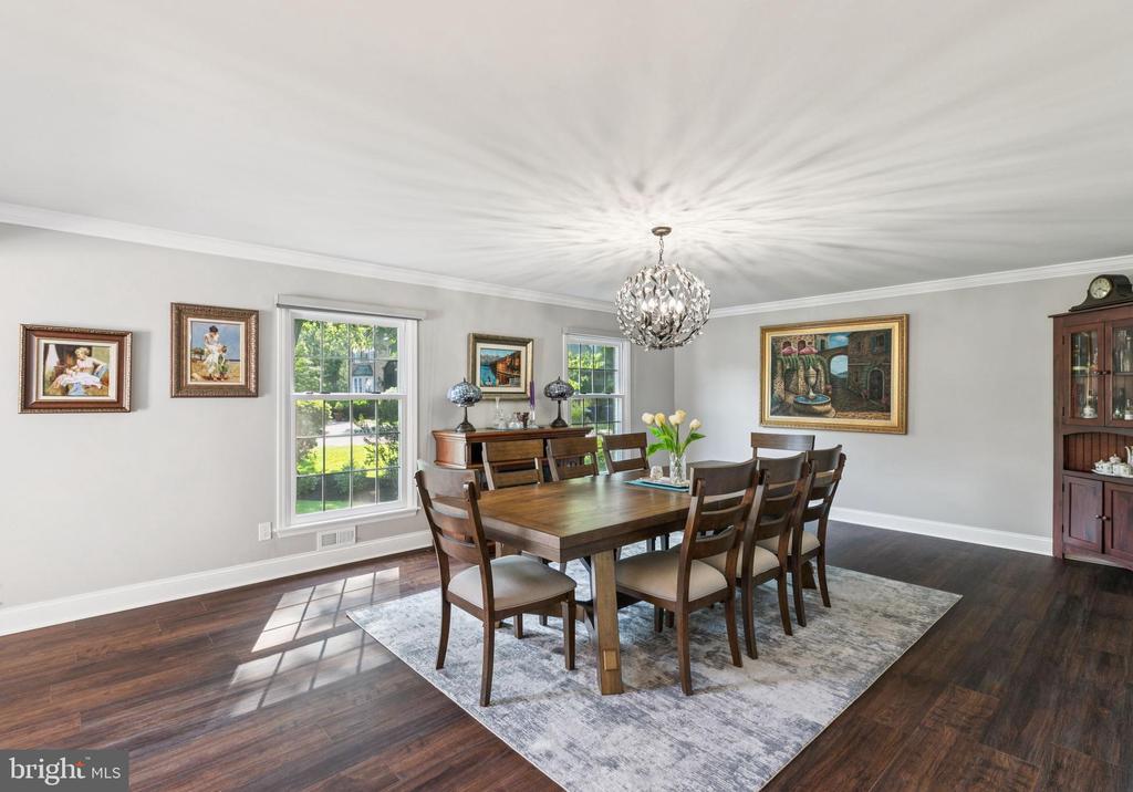 11 Ridgeview Ct