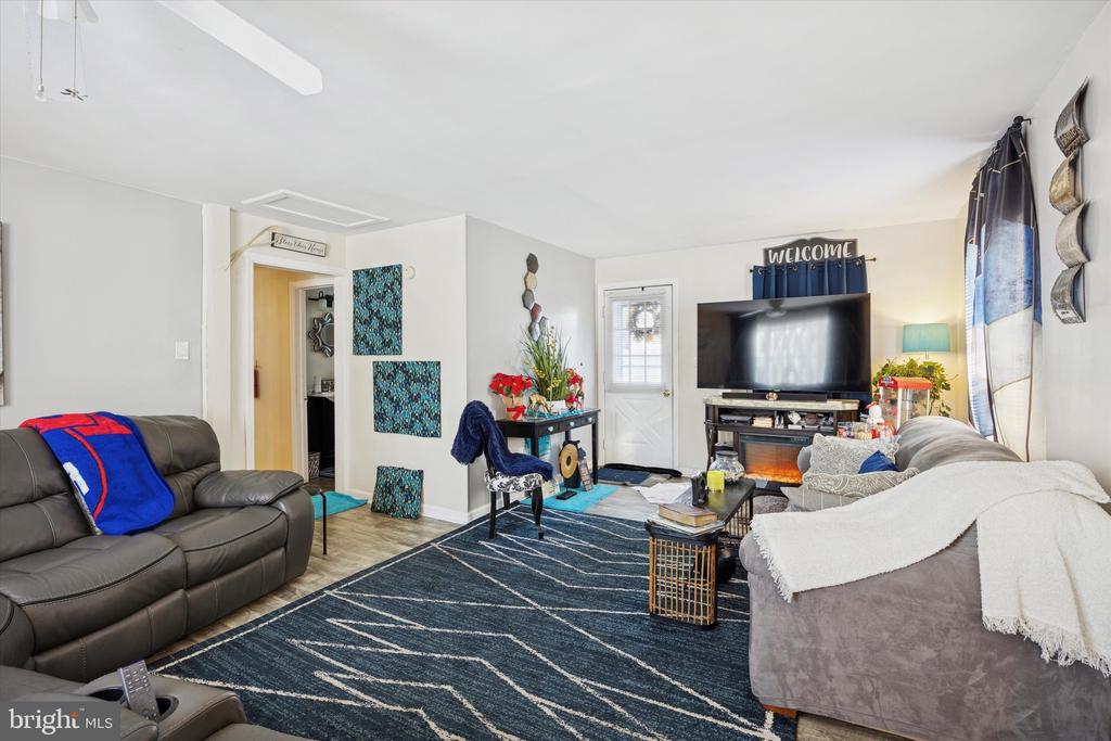 2608 ERIAL ROAD