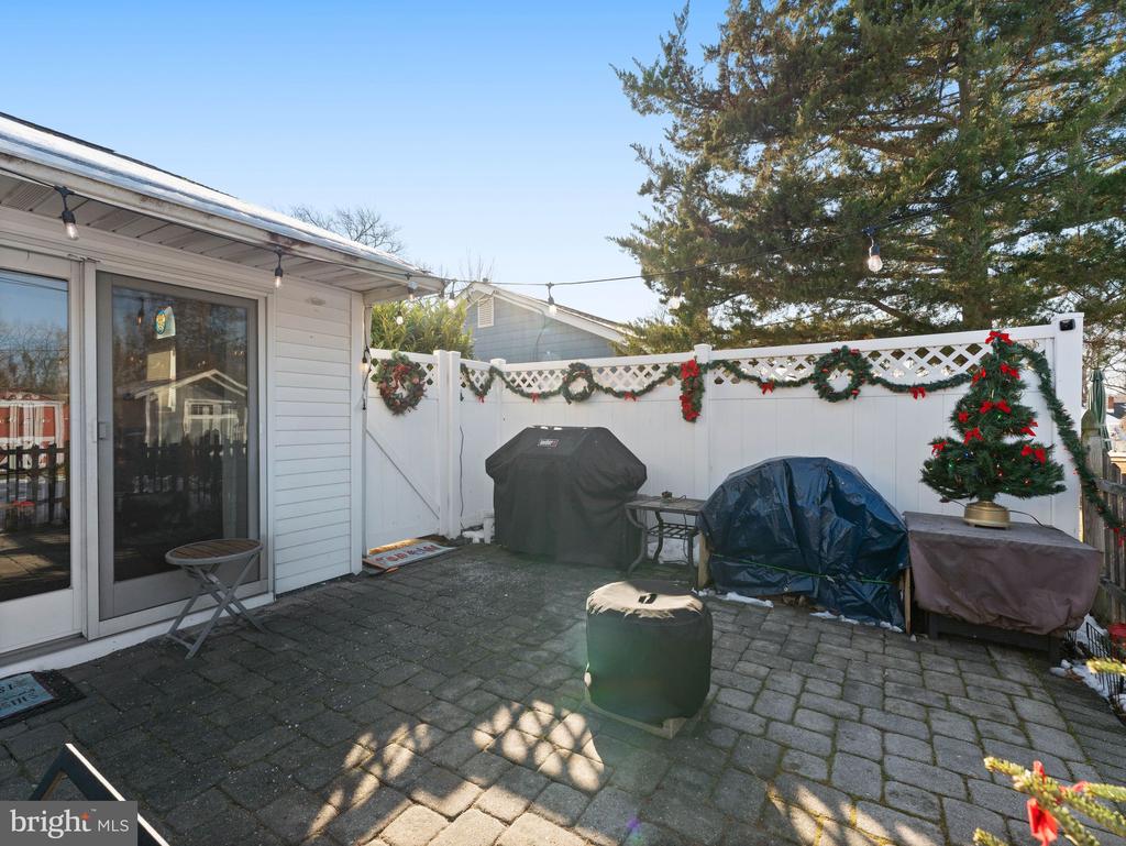 222 BRADLEY AVENUE