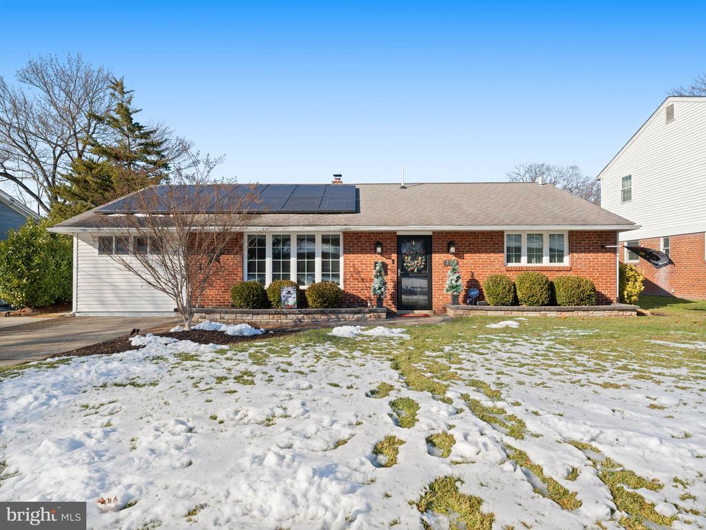 222 BRADLEY AVENUE