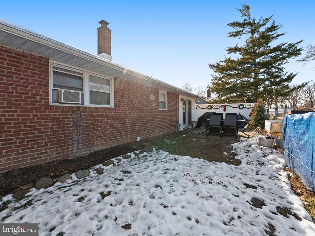 222 BRADLEY AVENUE