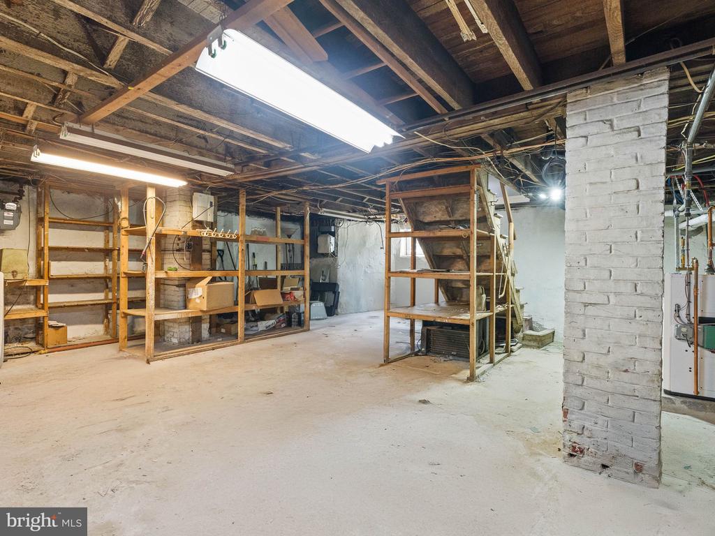 1211 ELDRIDGE AVENUE
