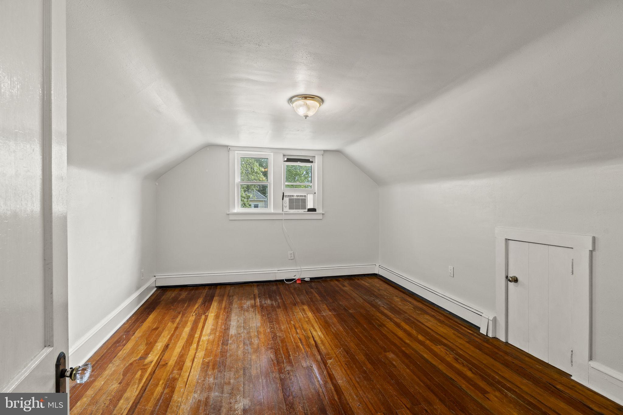 139 WATKINS AVENUE
