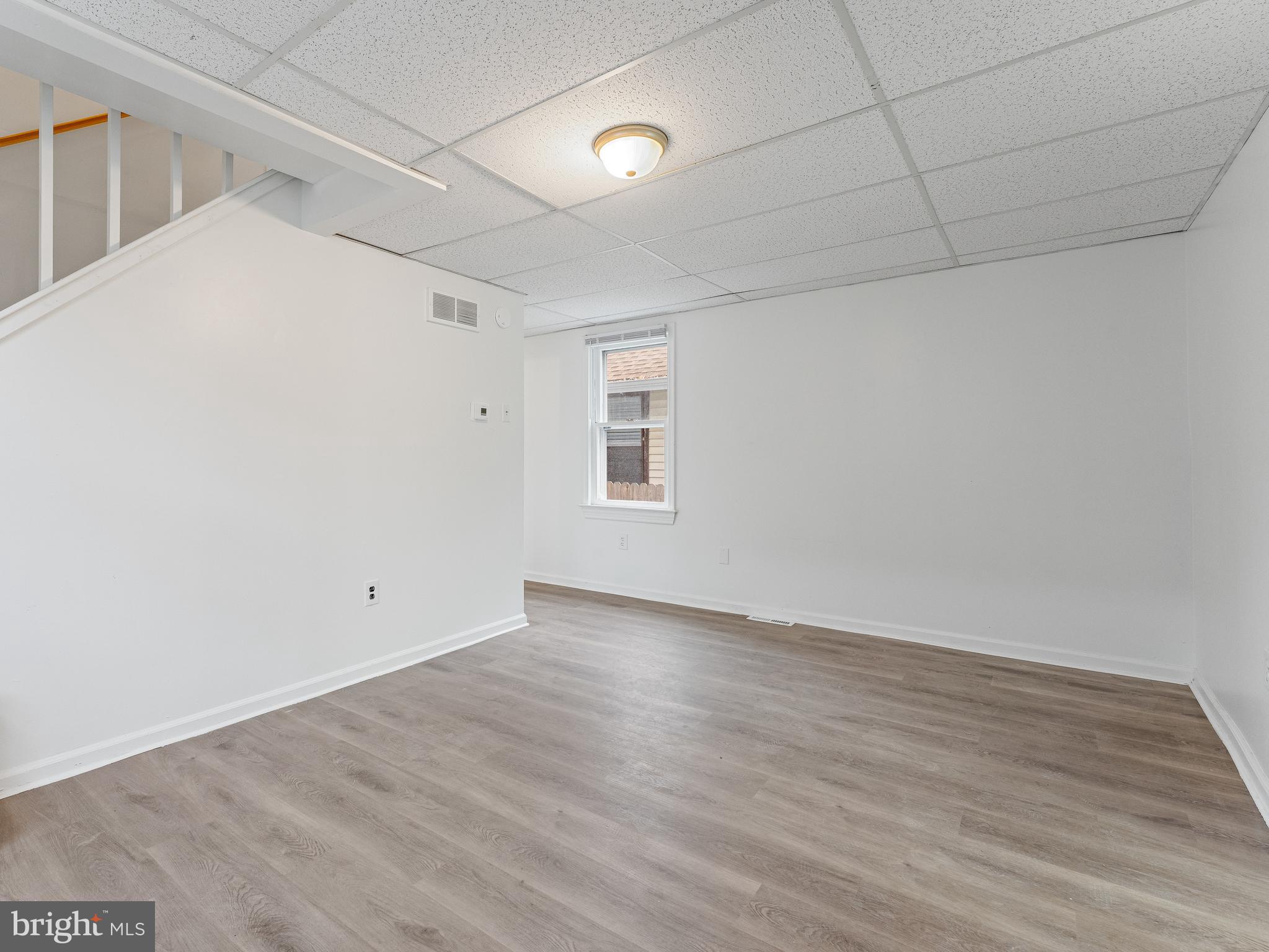 17 Chester Ave