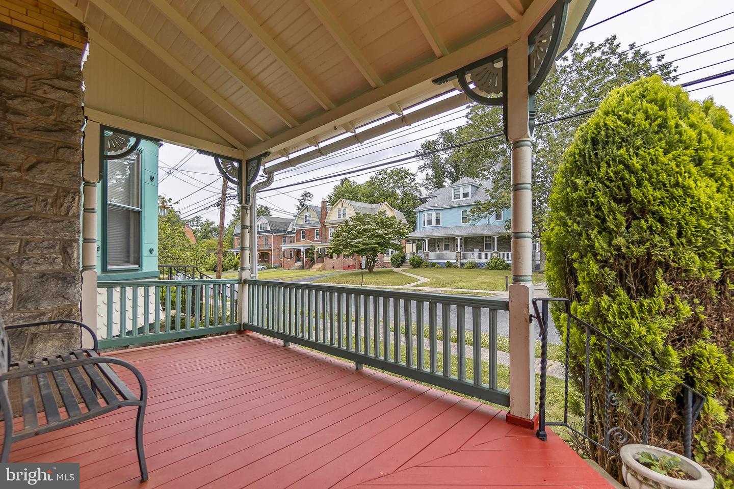 35 W la Crosse Ave #A