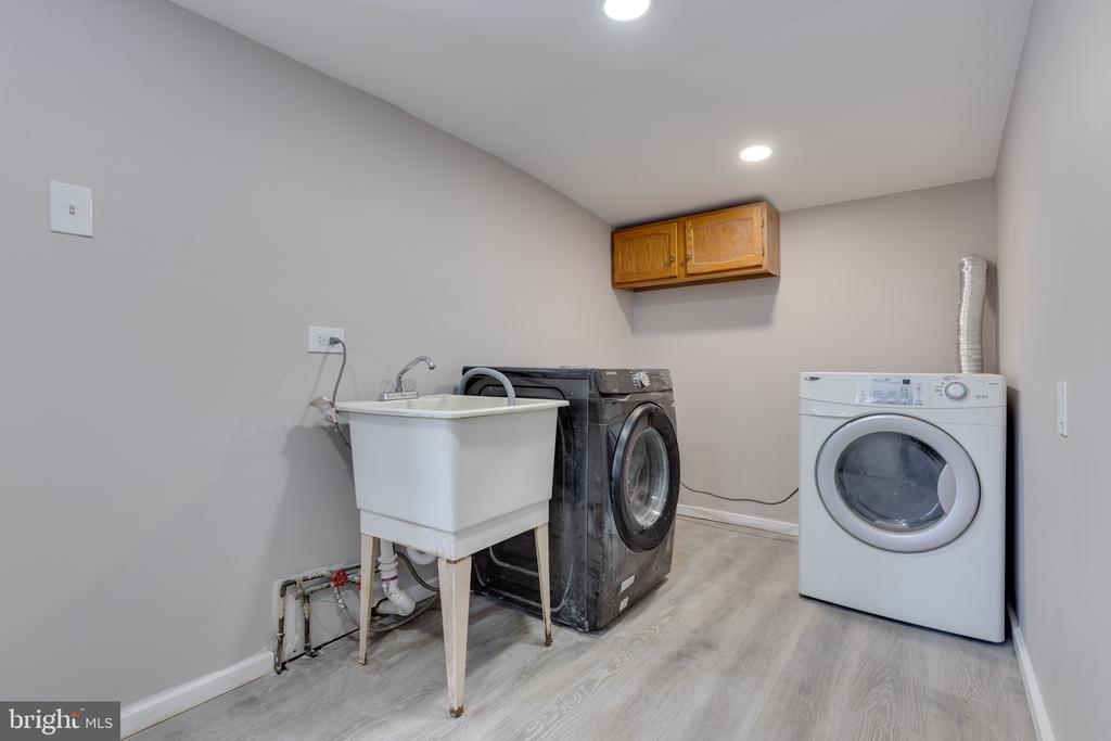 4211 GARRETT 1A