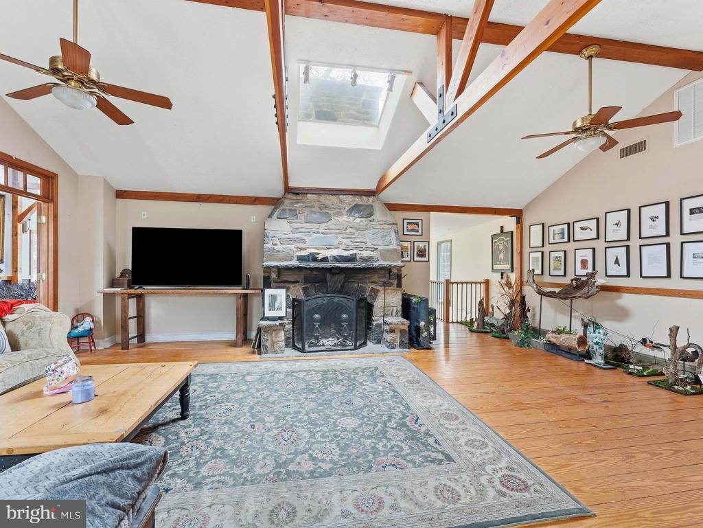 71 W SPROUL ROAD