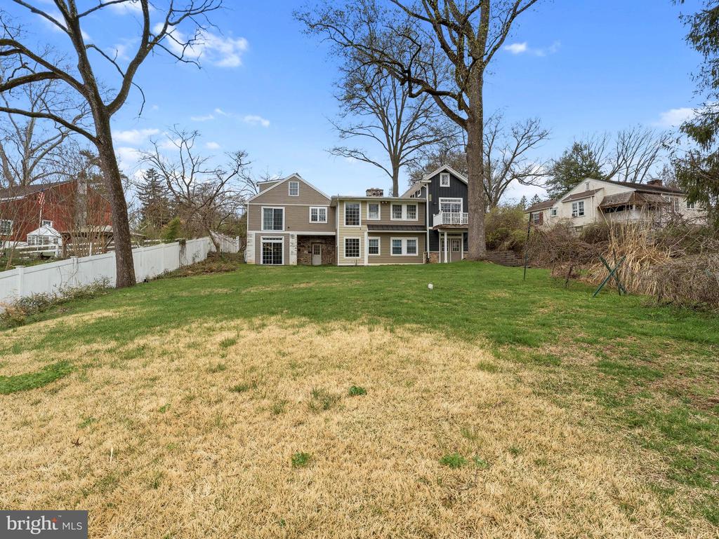 71 W SPROUL ROAD