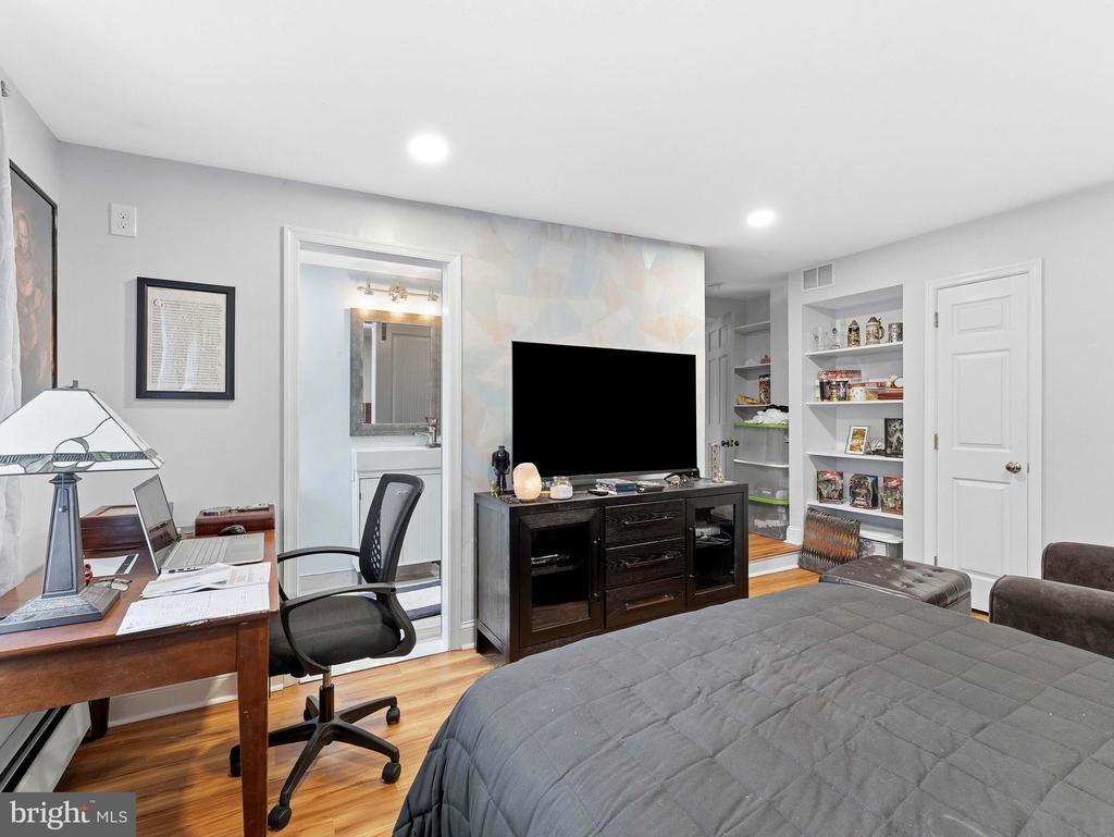 71 W SPROUL ROAD