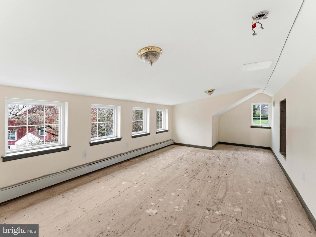 71 W SPROUL ROAD