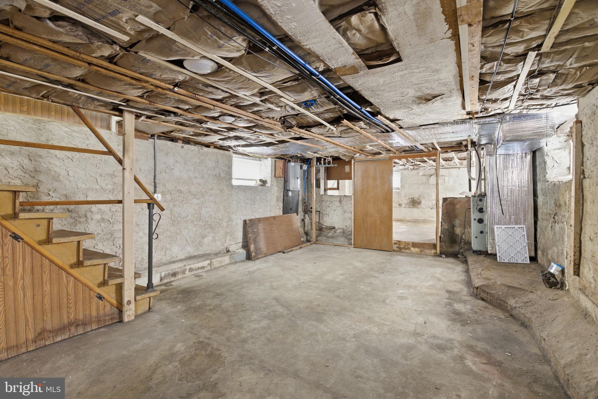 820 GREENHILL ROAD