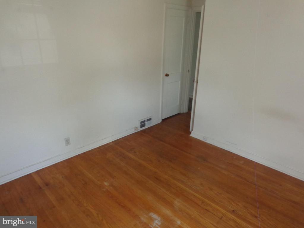 363 HOLMES ROAD