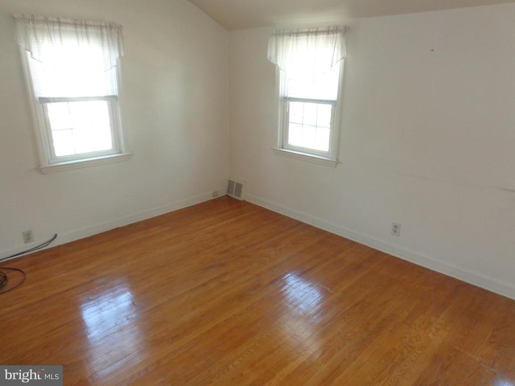 363 HOLMES ROAD