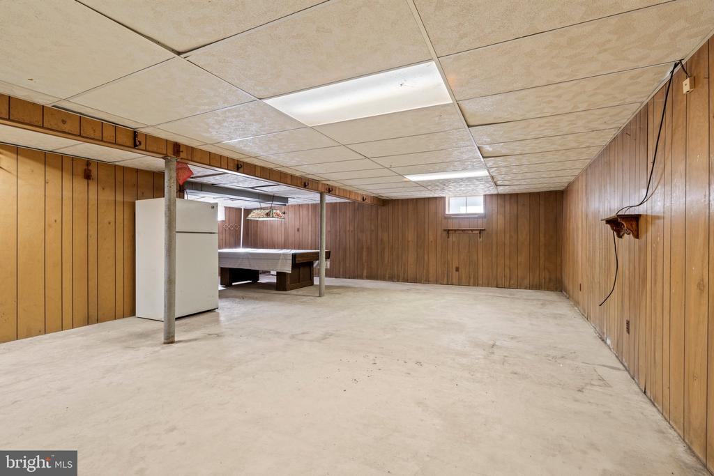 1625 Linden Ave