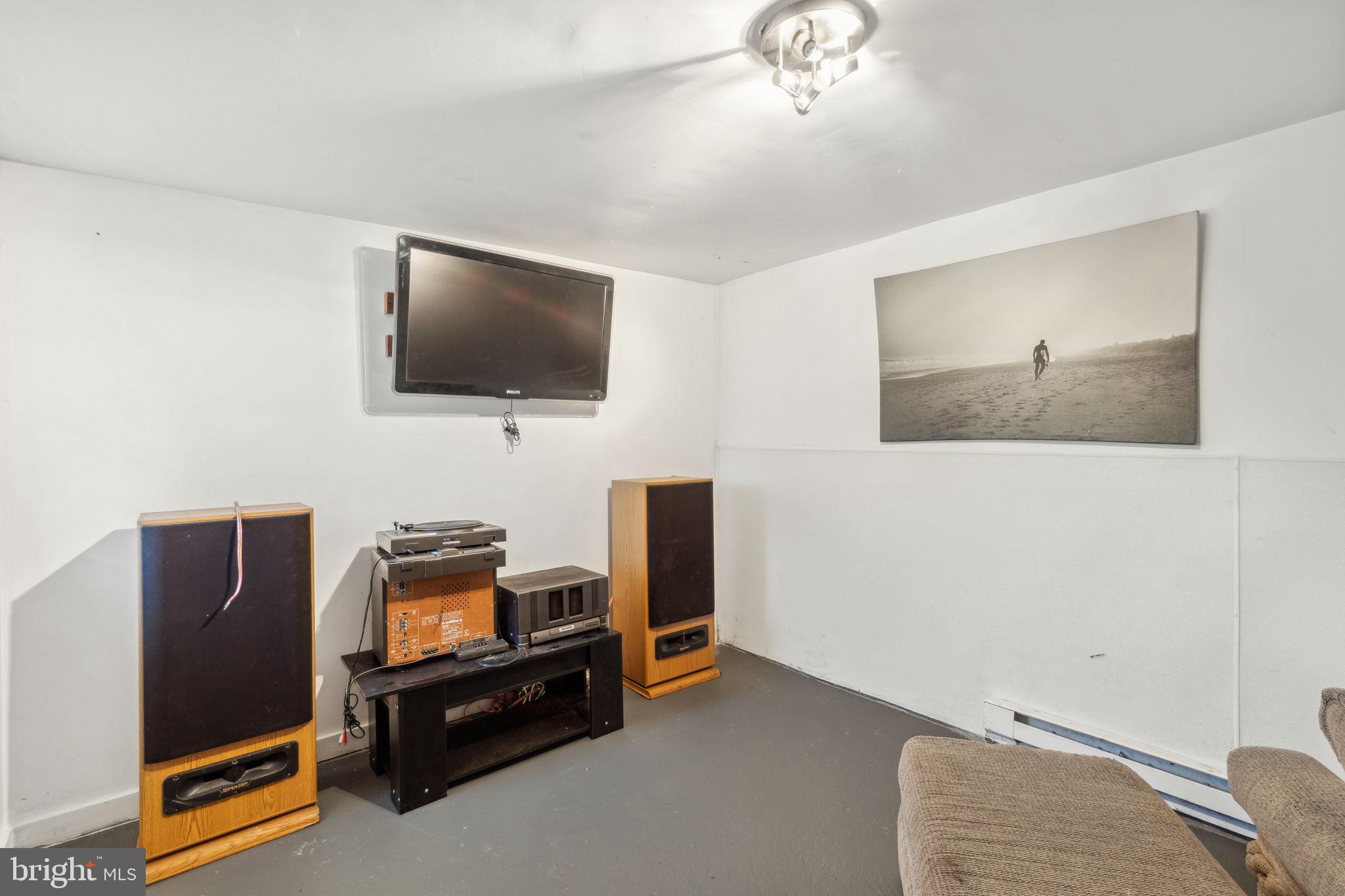 152 SPRINGFIELD AVE