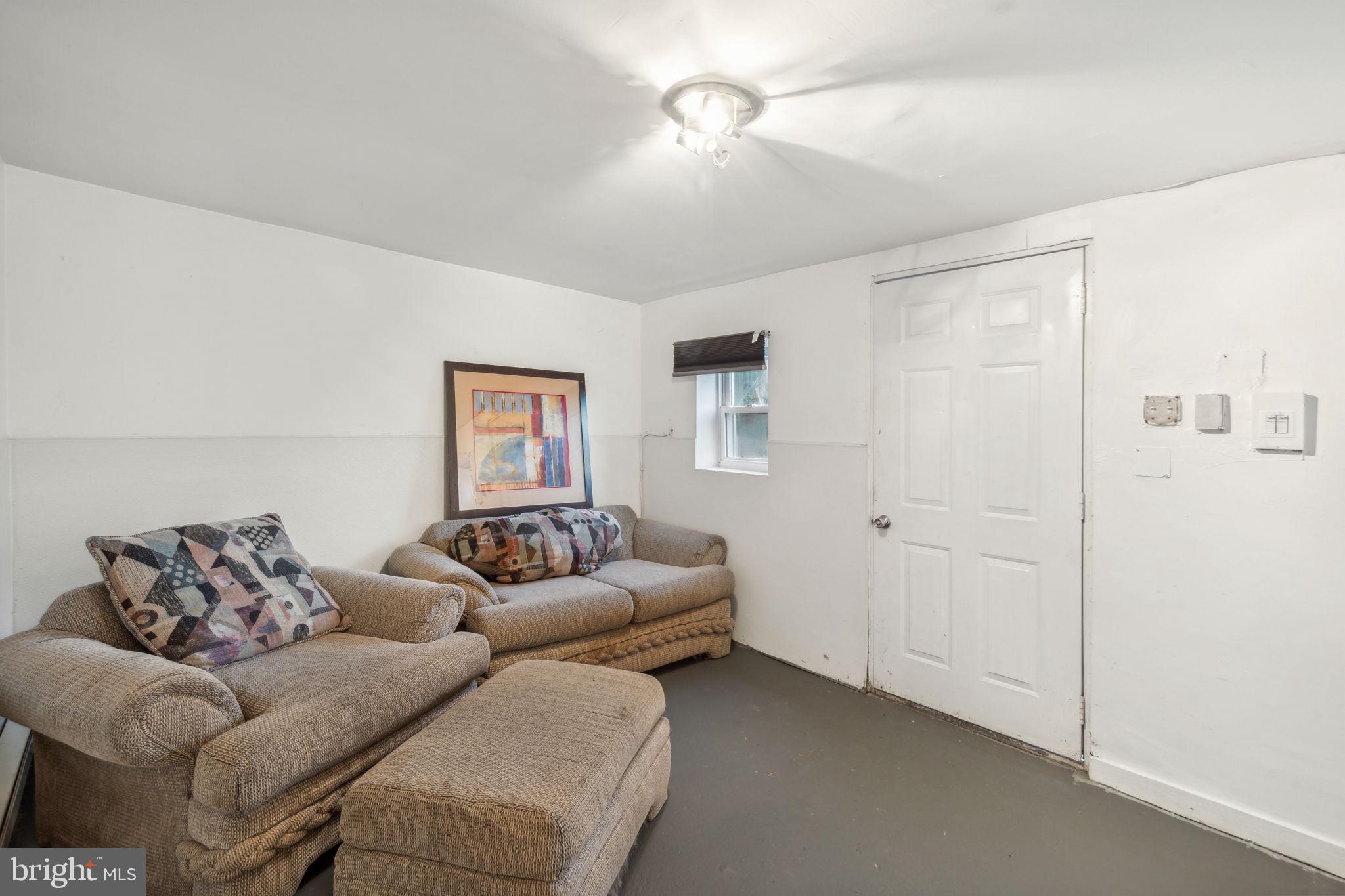 152 SPRINGFIELD AVE