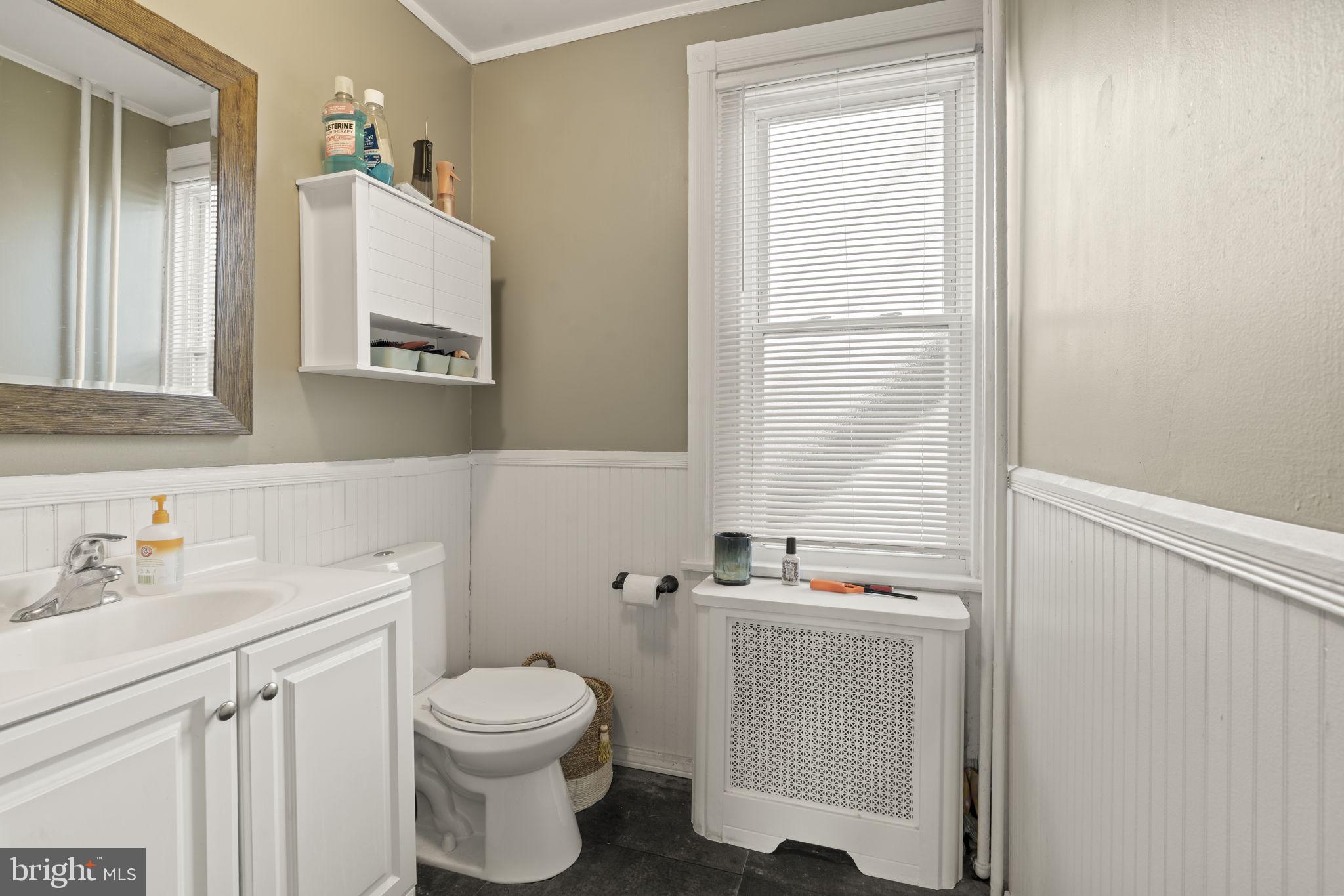 114 CADWALADER AVENUE