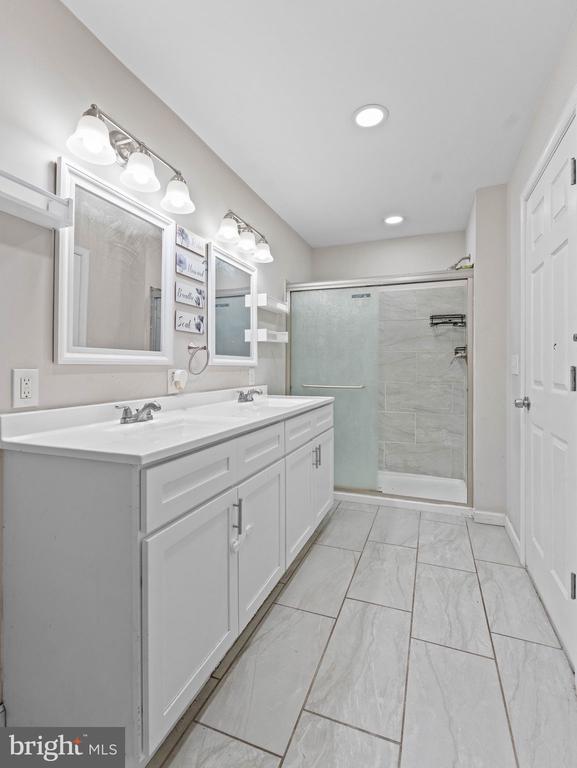 455 COPPER BEECH CIRCLE