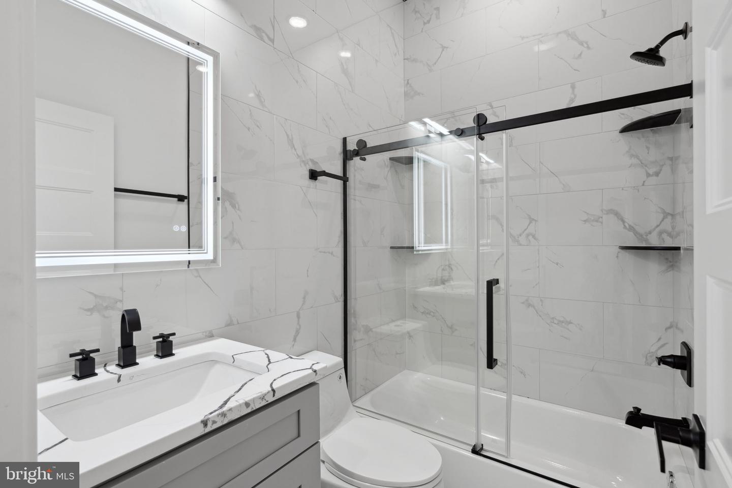 129 E Cumberland St #4