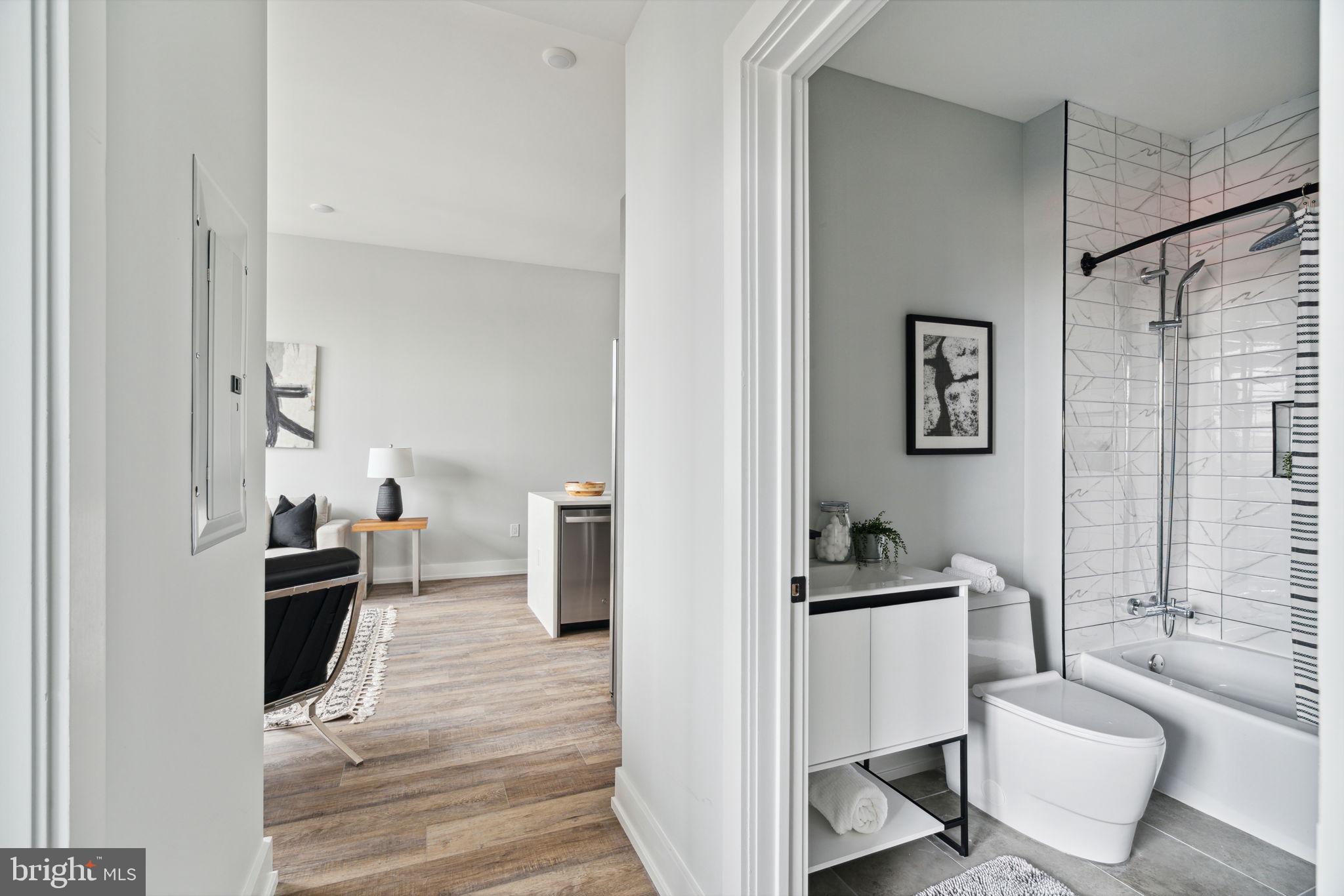 2233 N 7TH ST #UNIT 209