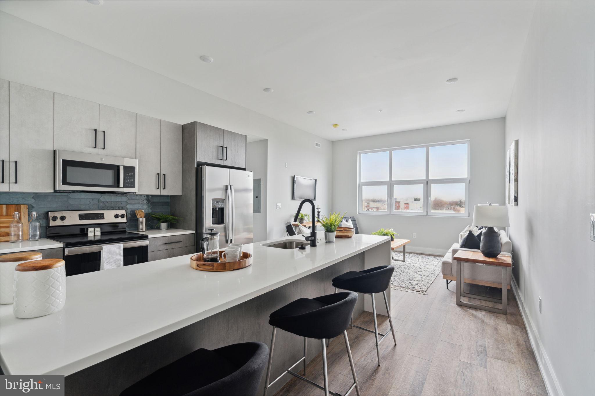 2233 N 7TH ST #UNIT 209