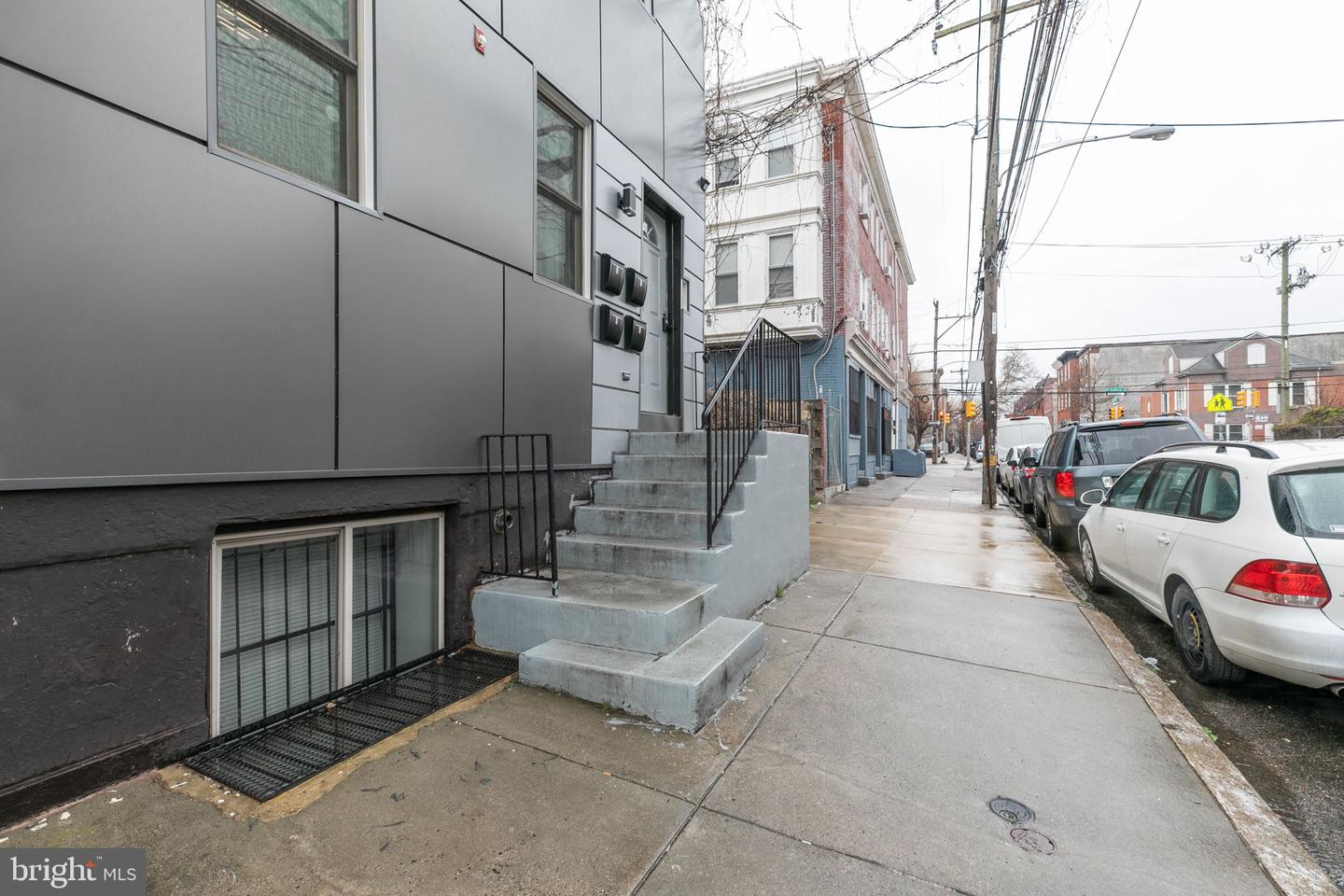 1611 N 17th St #B-1