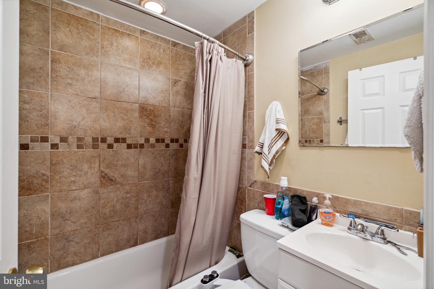 1720 Fontain St #A-1