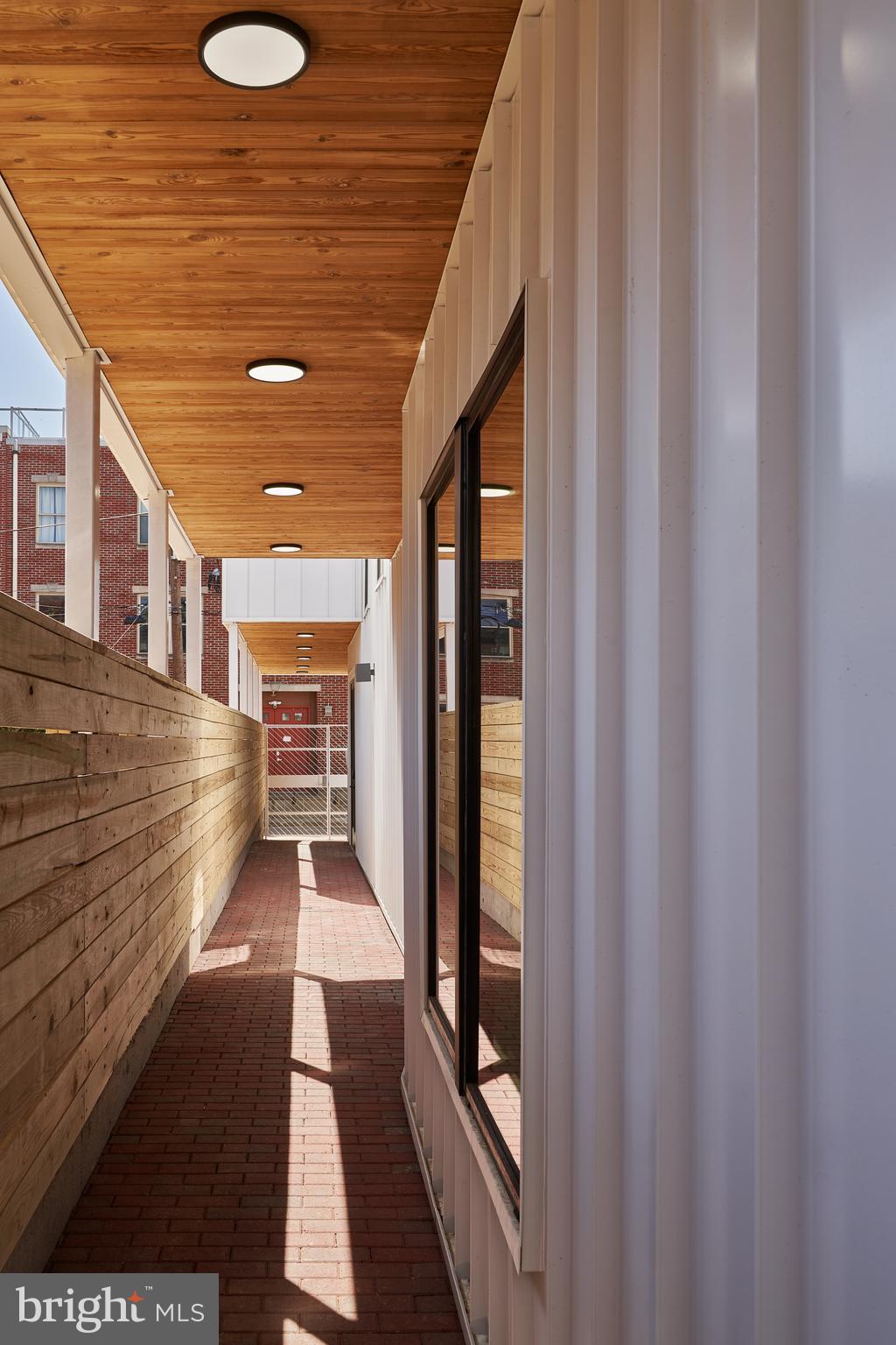 2011 Cambridge St #6