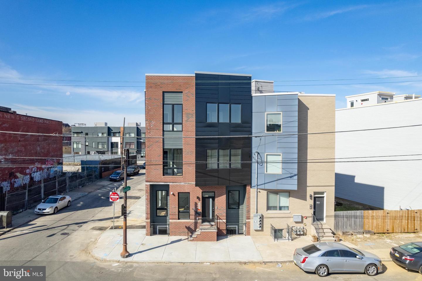 1800 N 5th St #1