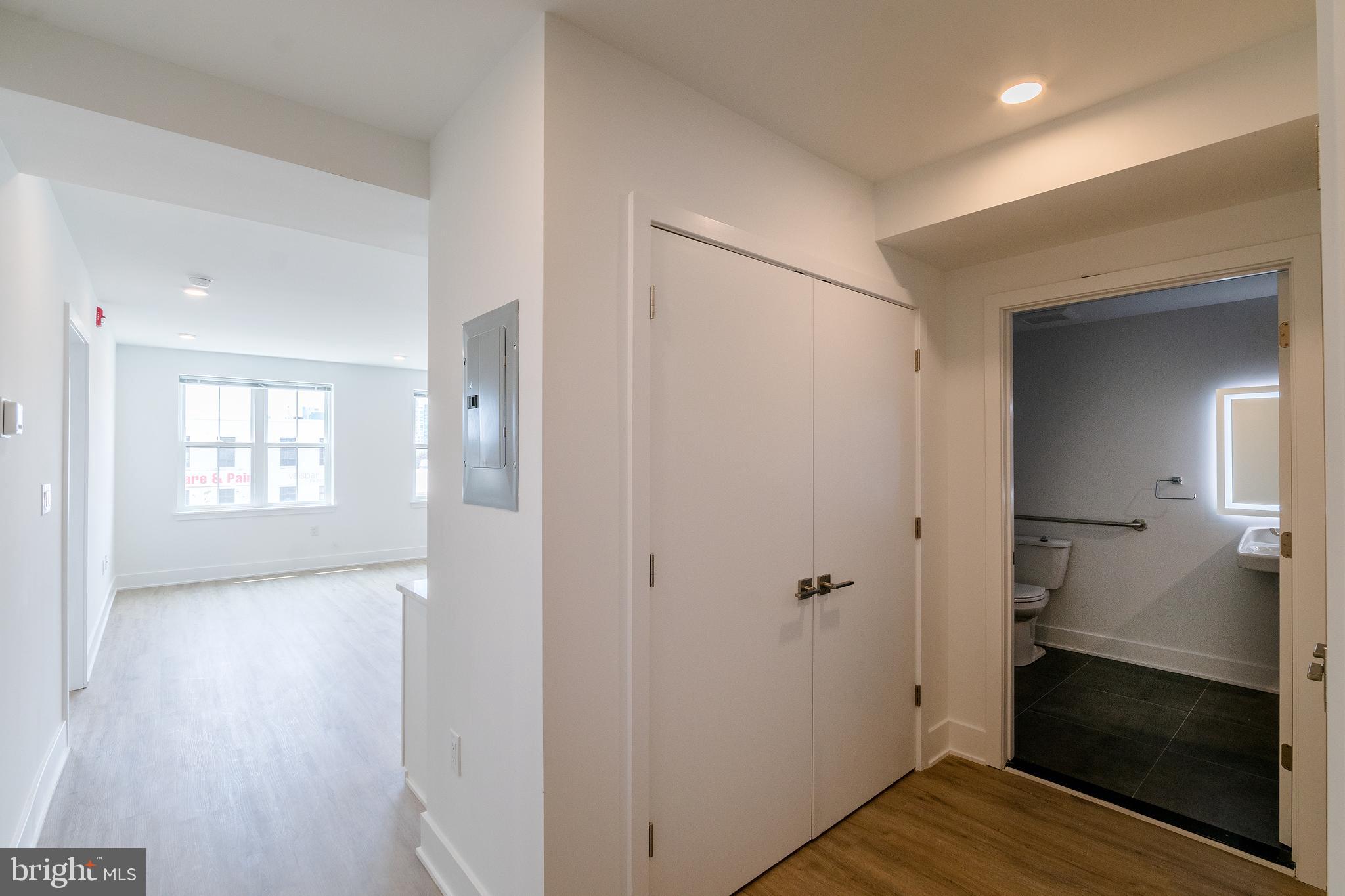 1201 W GIRARD AVE #UNIT 336