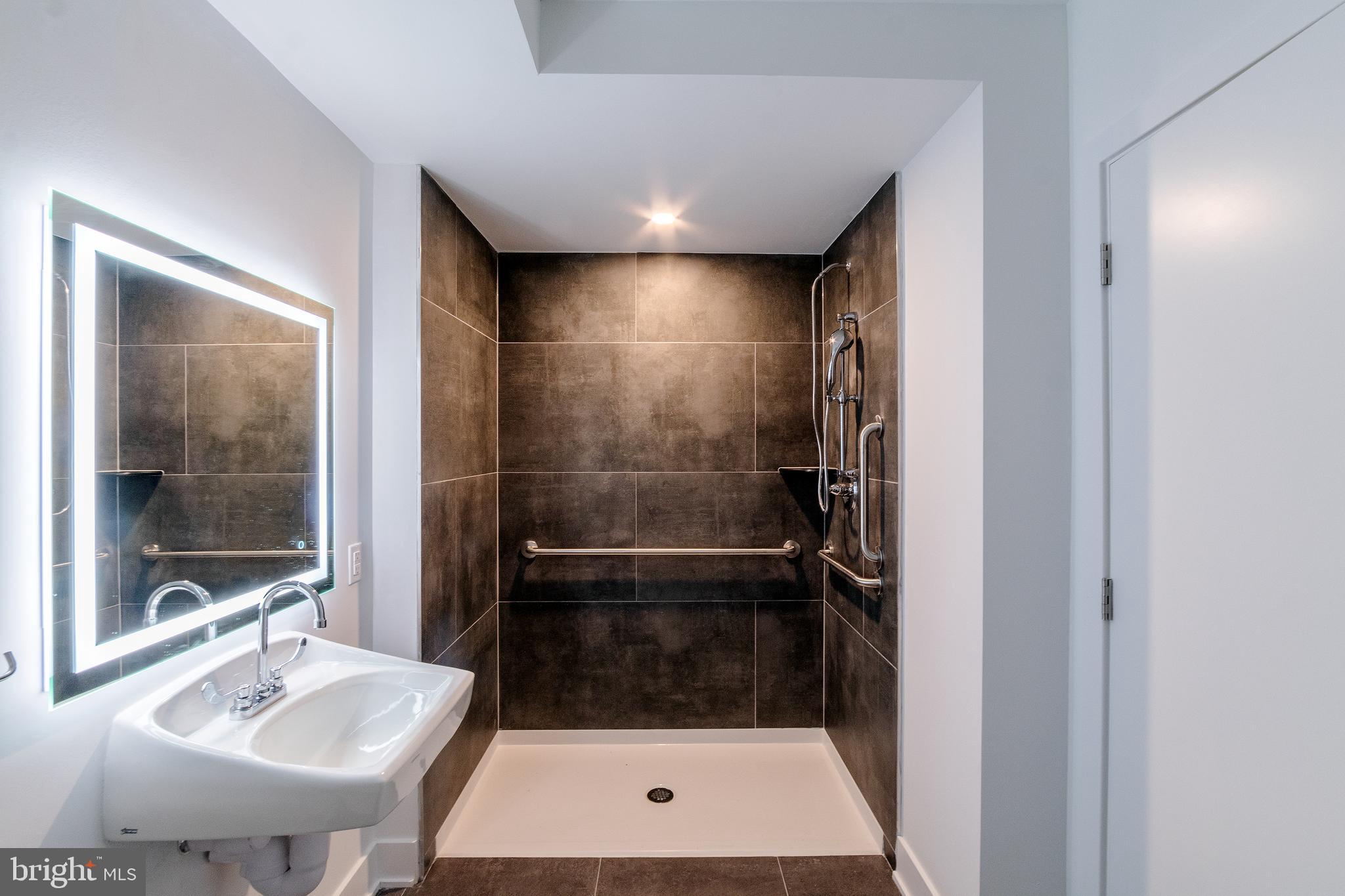 1201 W GIRARD AVE #UNIT 336