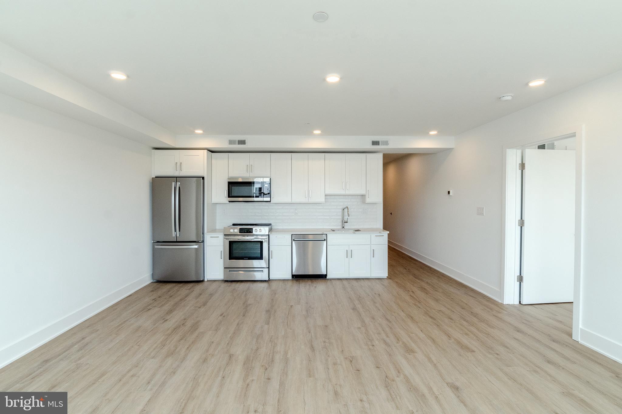 1201 W GIRARD AVE #UNIT 336