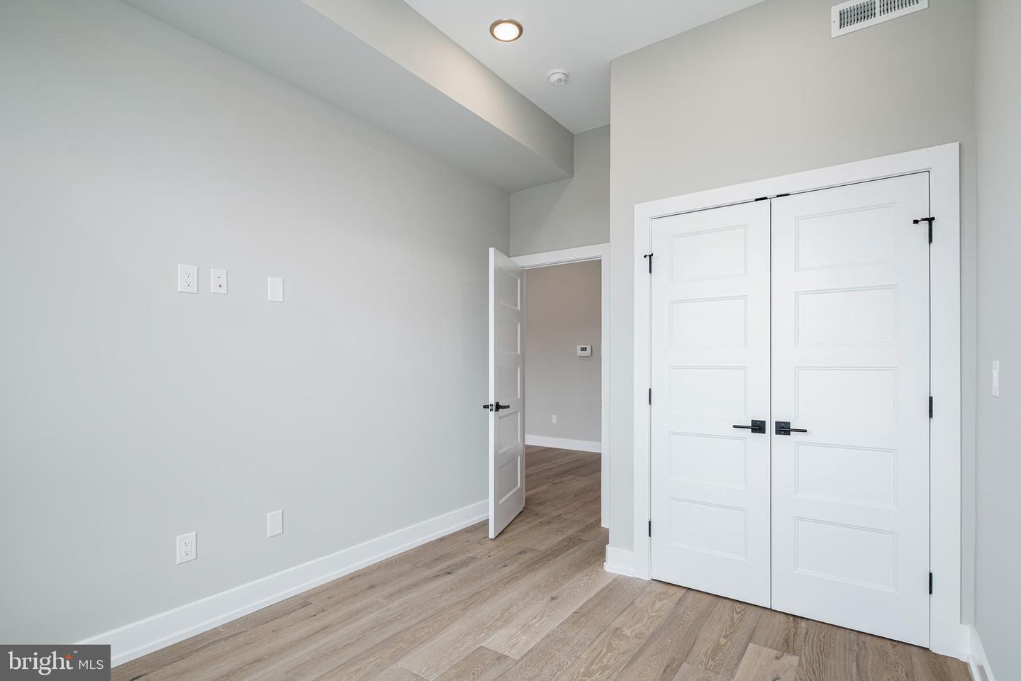 1645 Germantown Ave #4