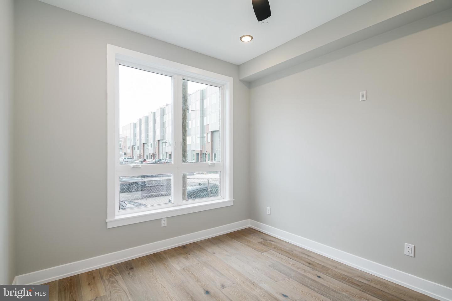 1645 Germantown Ave #4