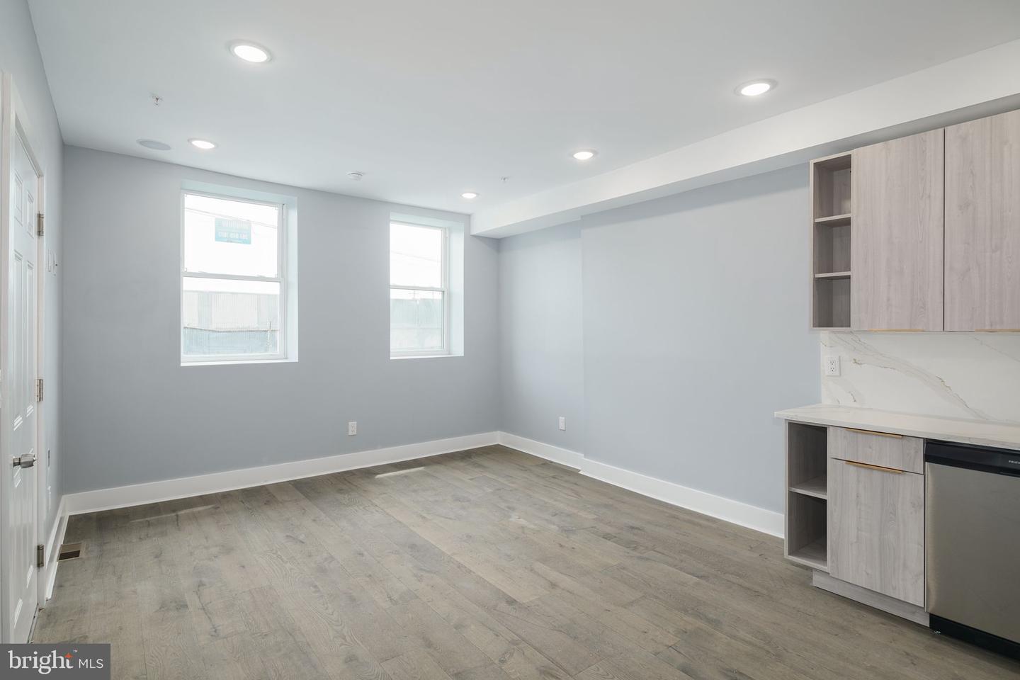 1521 Carpenter St #1