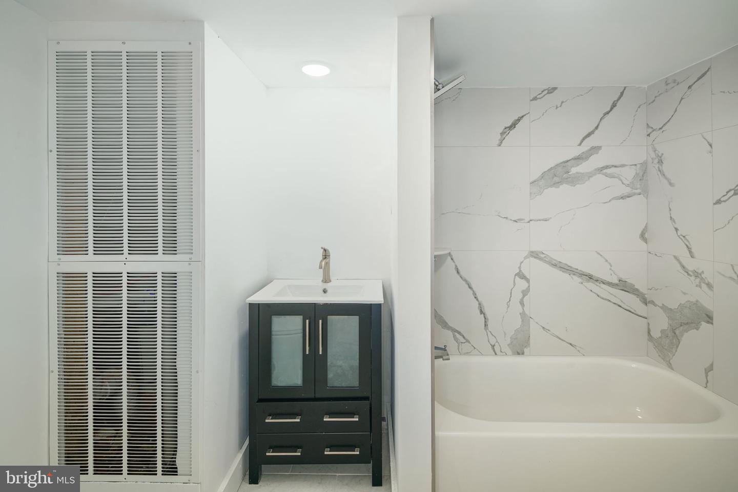 1521 Carpenter St #1