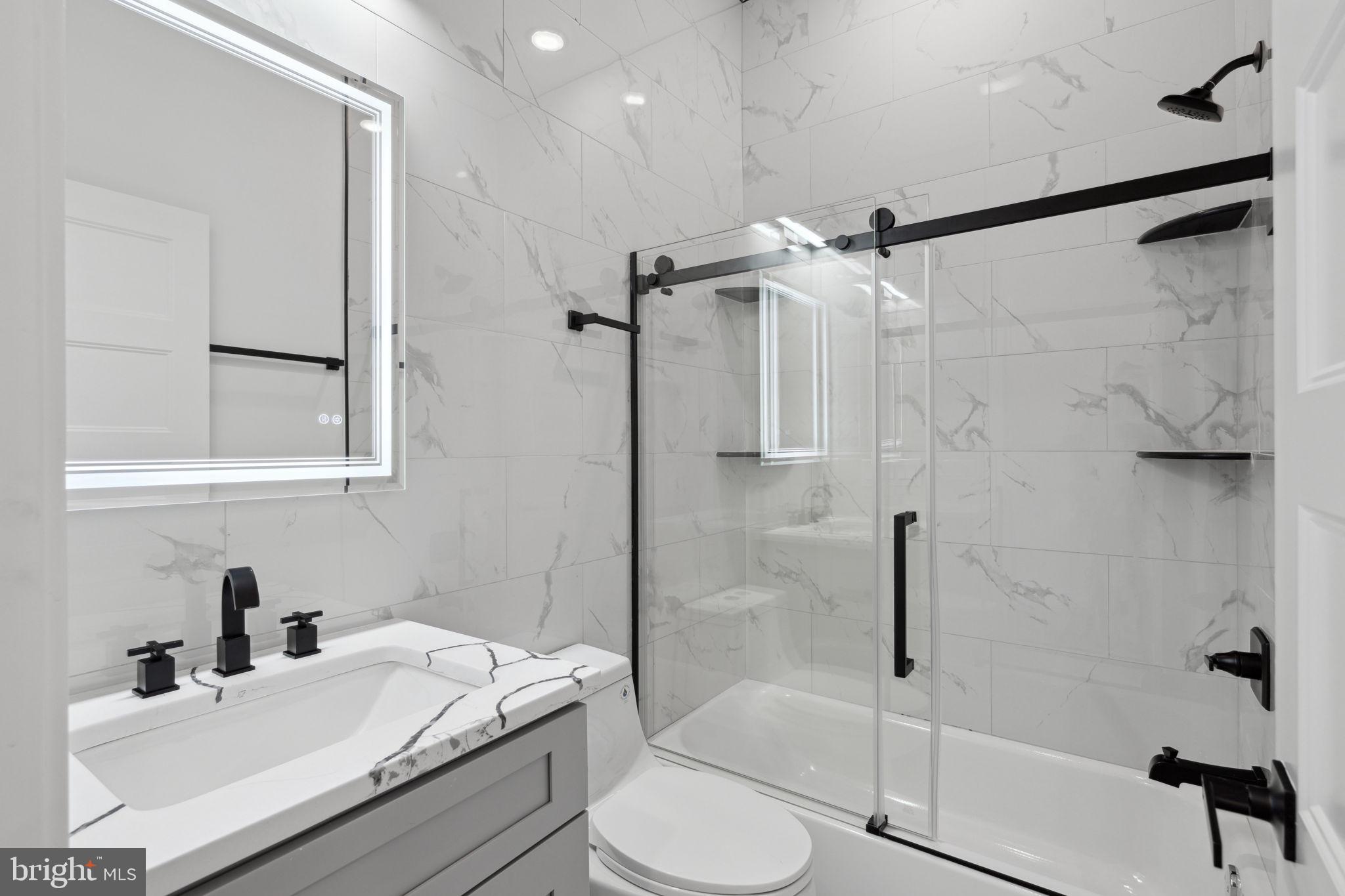 129 E Cumberland St #5