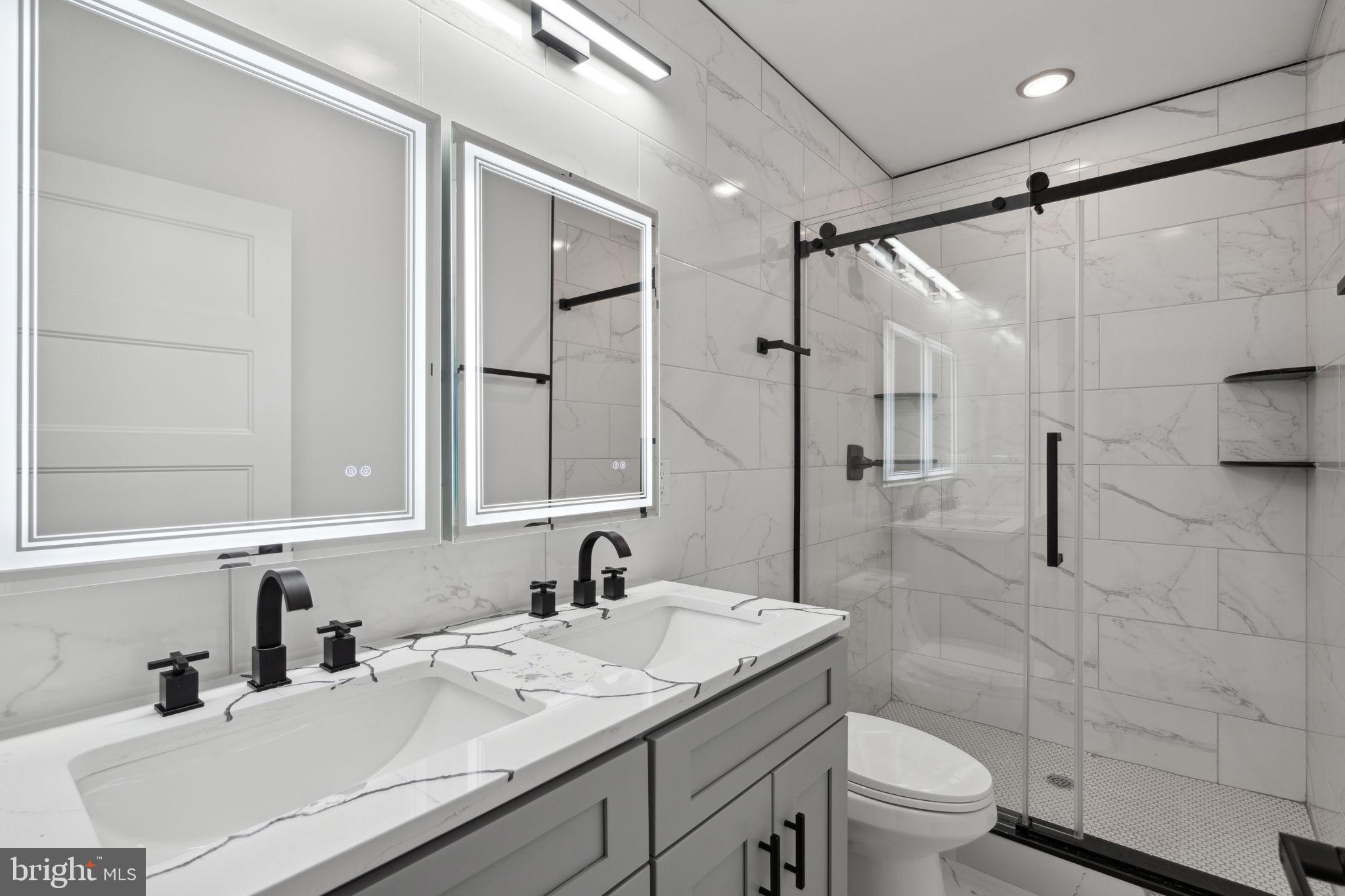 129 E Cumberland St #2