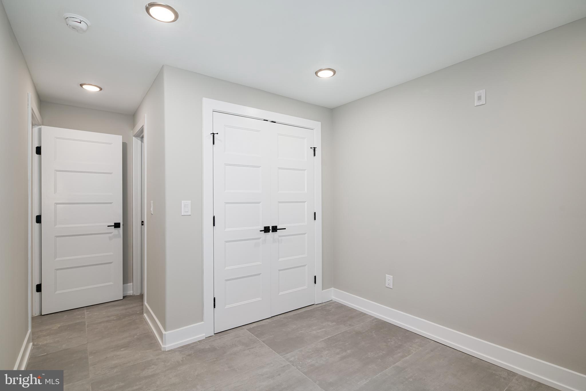 1645 Germantown Ave #6