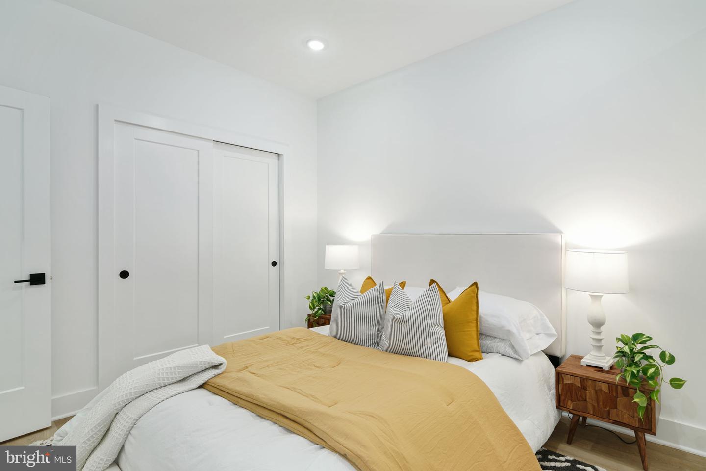 25 W HORTTER ST #UNIT 217